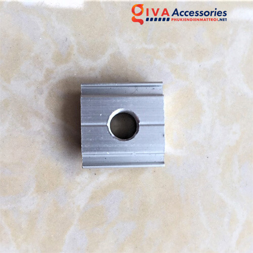 bộ pát chữ u đỡ tấm năng lượng